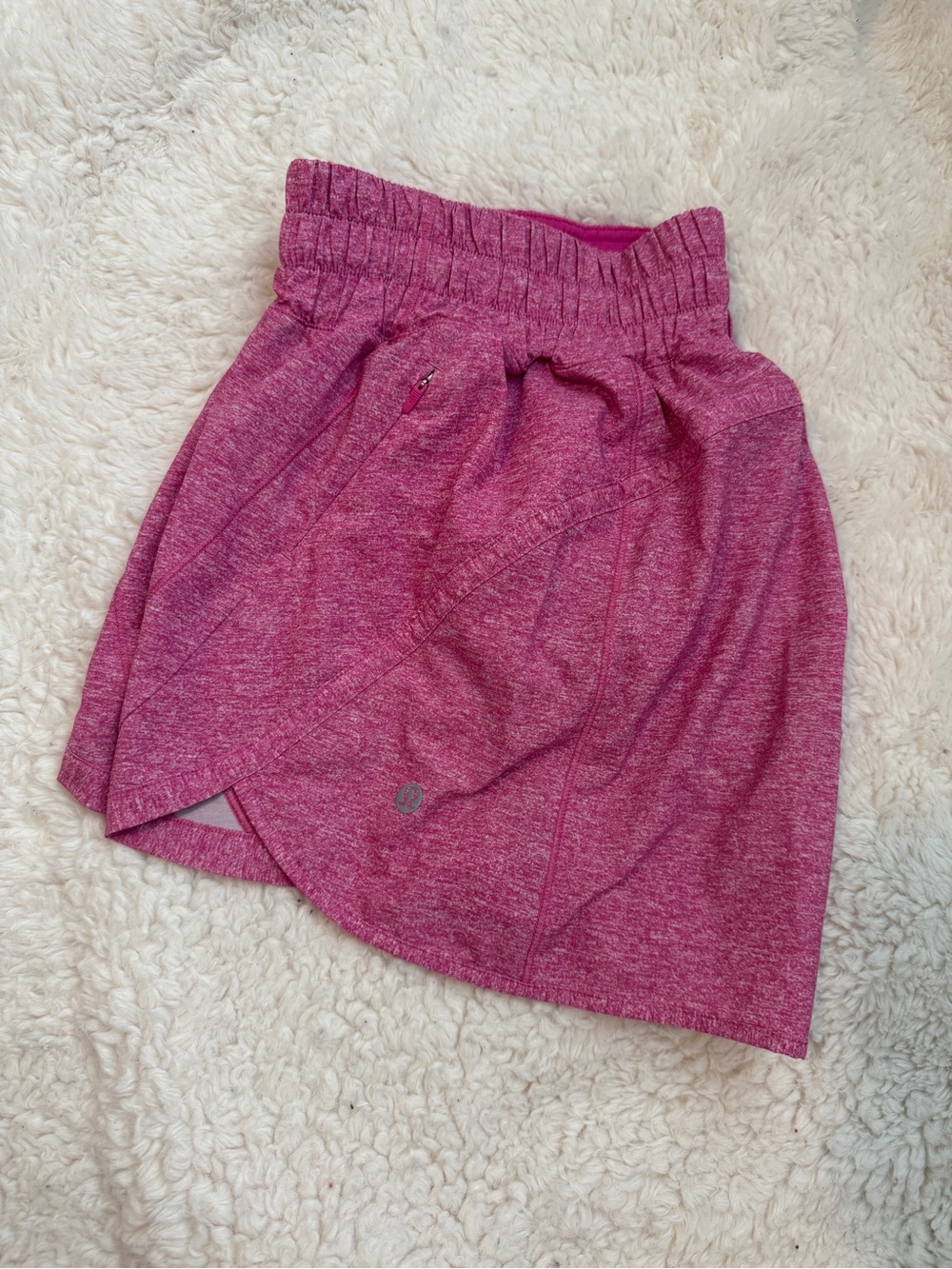 lululemon Tracker 4” lined sz 4